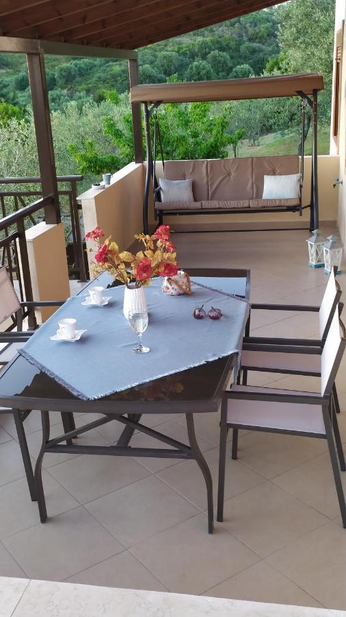 Nikitihouse Apartments 1 ภายนอก รูปภาพ