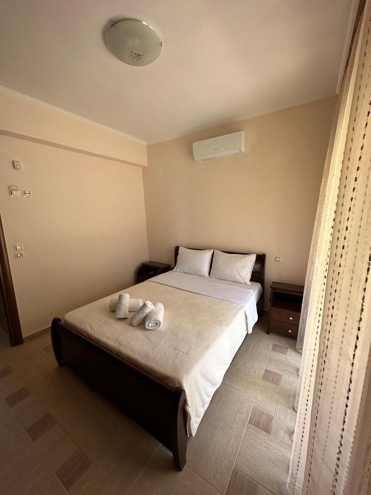 Nikitihouse Apartments 1 ภายนอก รูปภาพ