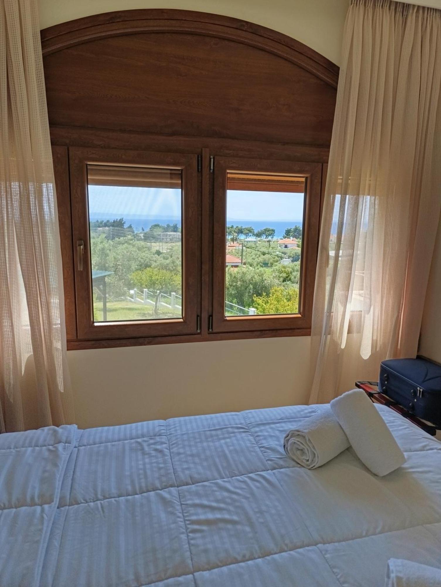 Nikitihouse Apartments 1 ภายนอก รูปภาพ